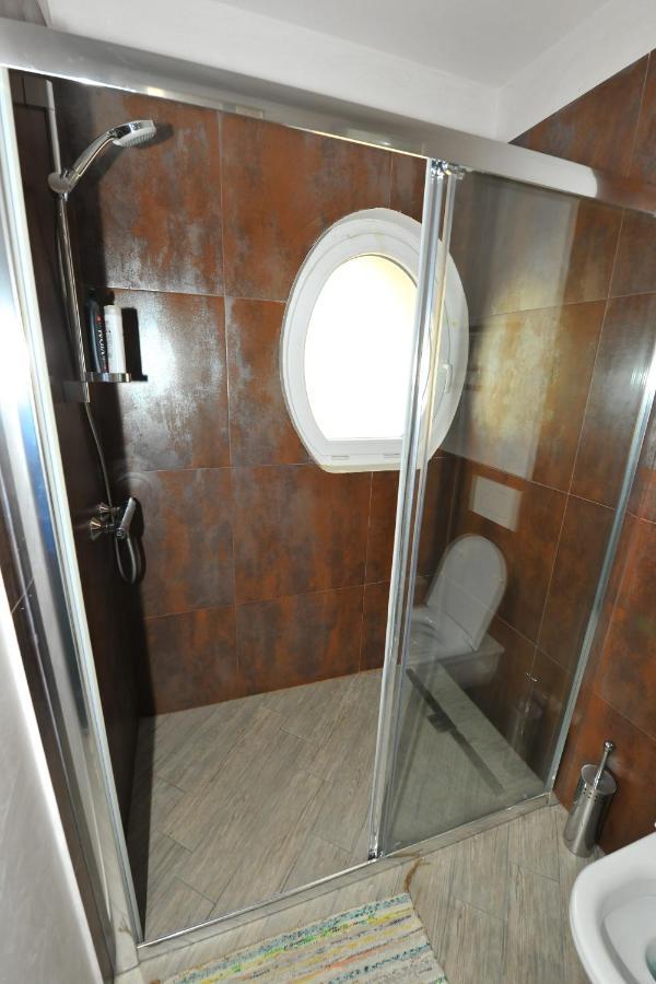 Casa Costa Outlet 3 Apartment Serravalle Scrivia